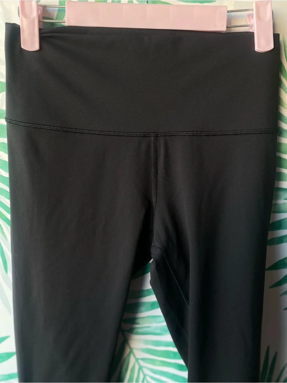 lululemon athletica smooth black
